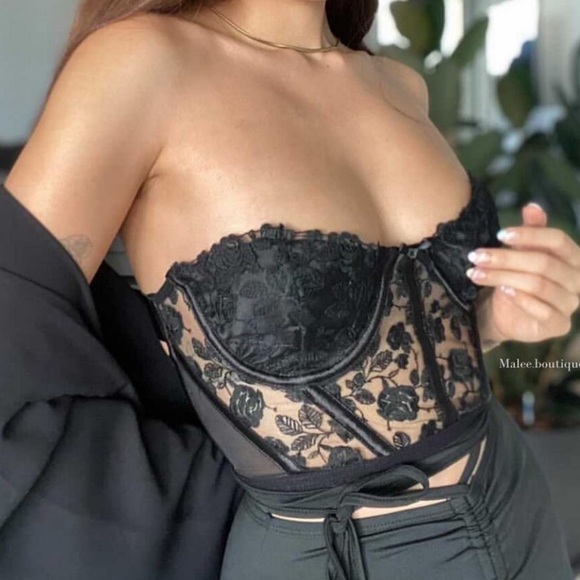 FOR LOVE & LEMONS Rose Petal Bustier - Picture 13 of 16